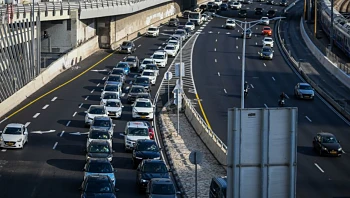 הכבישים מלאים, התחבורה הציבורית תקועה: איך יוצאים מהפקק?