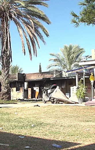 "כמו ללכת באושוויץ": תושבי כפר עזה כבר חודשיים רחוקים מהבית