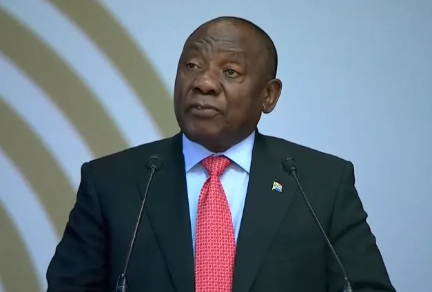 נשיא דרום אפריקה נואם ביוהנסבורג