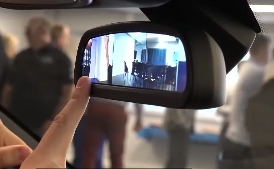 מראות המצלמה של רכב העתיד