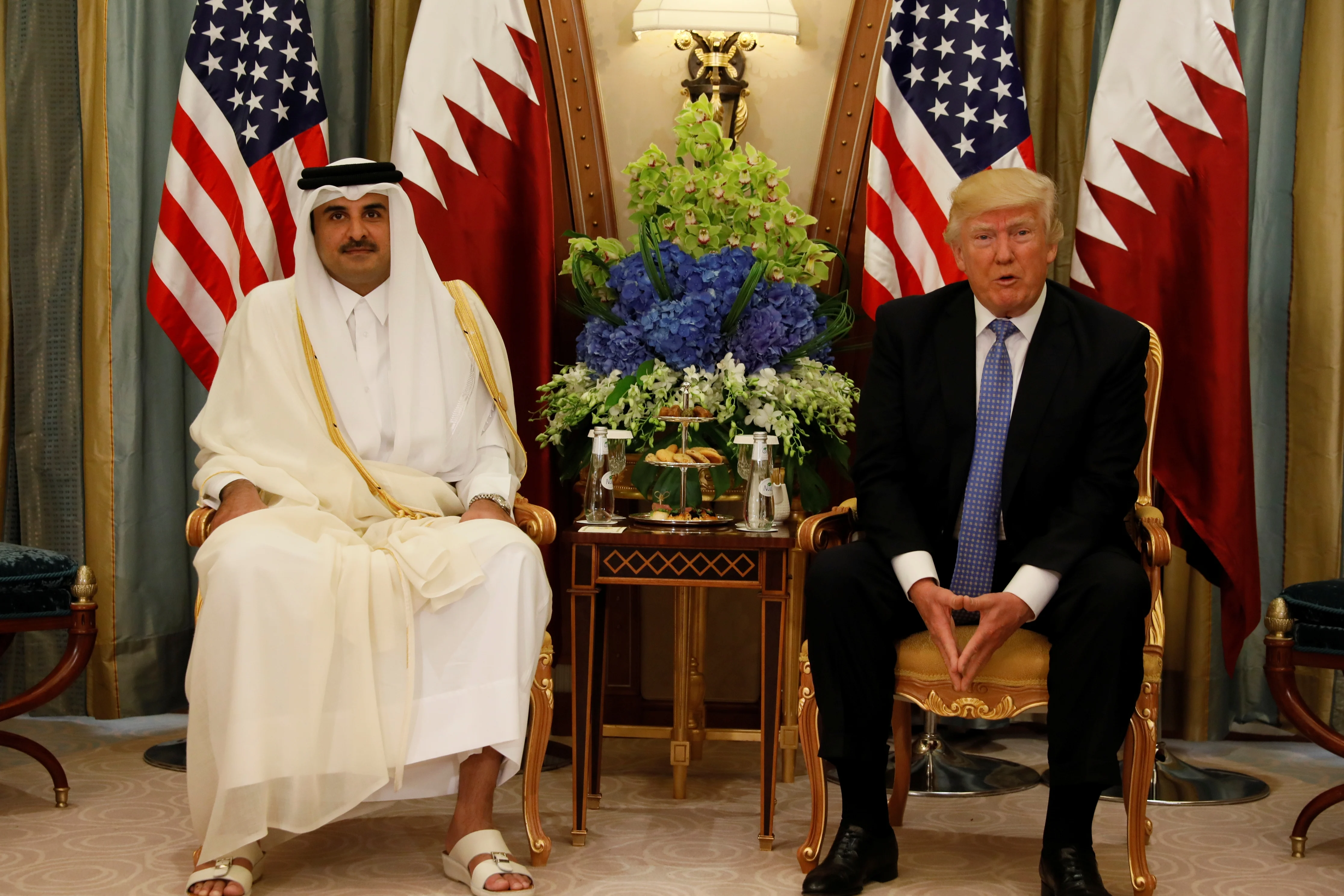אמיר קטאר, שייח תמים בן חמד אל ת'אני, עם הנשיא האמריקני דונלד טראמפ בפגישה בערב הסעודית