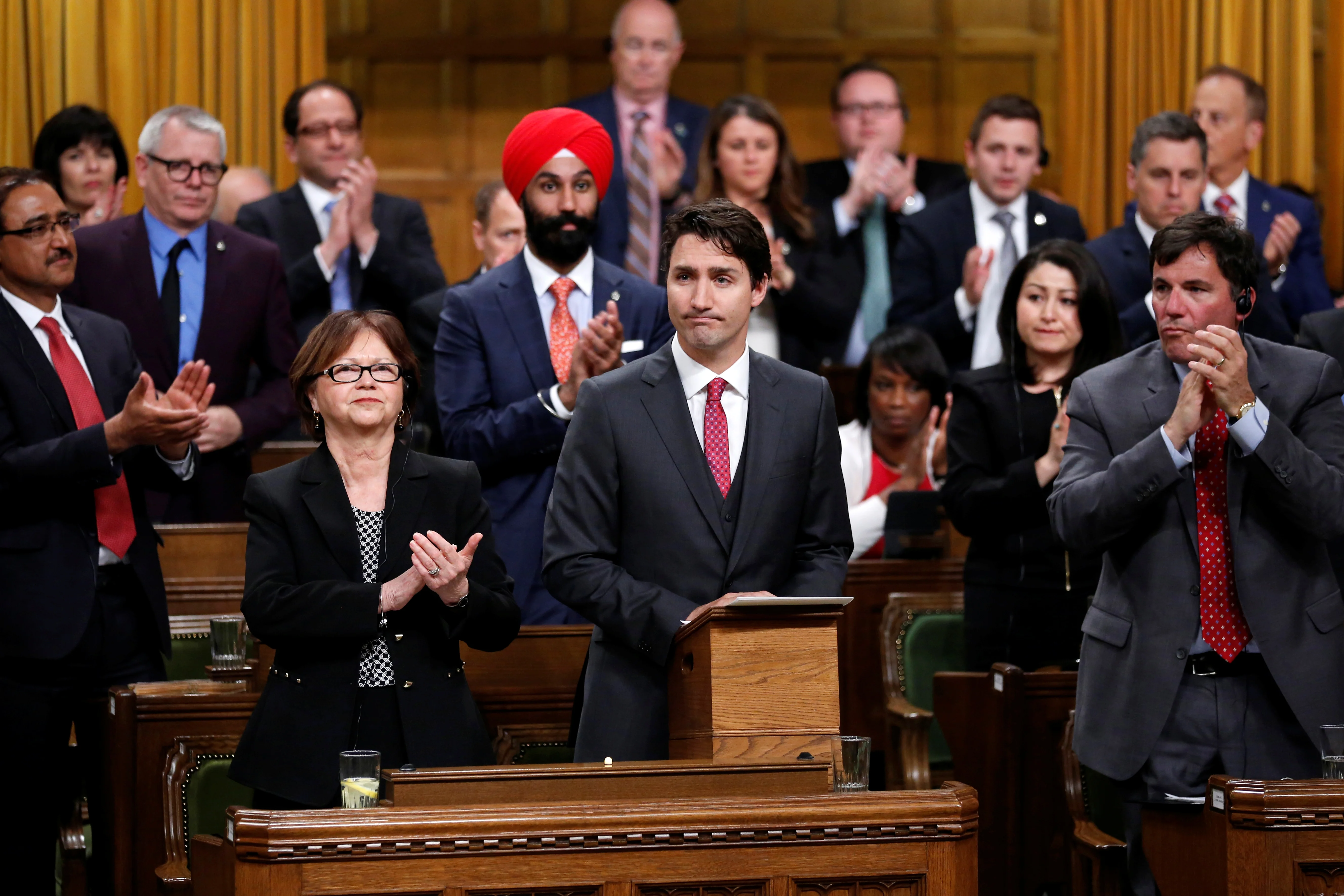ראש ממשלת קנדה טרודו מתנצל על פגיעה בחברת פרלמנט