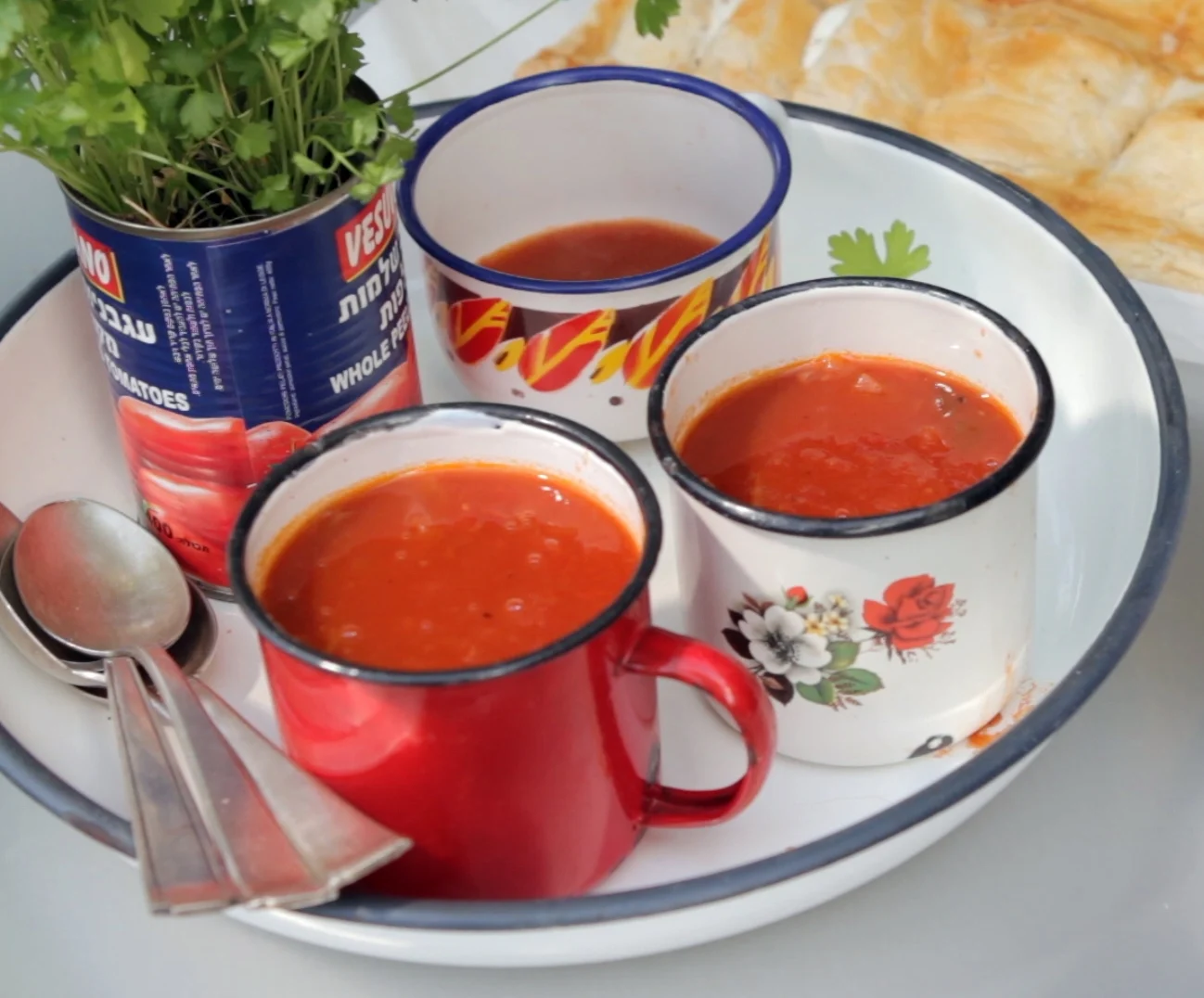 מרק עגבניות קל ומעולה של איילת הירשמן