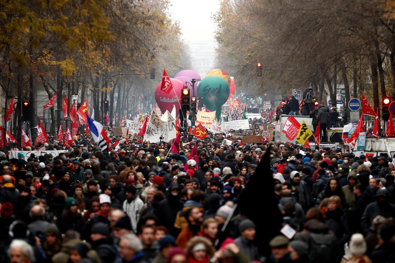 הפגנות בצרפת