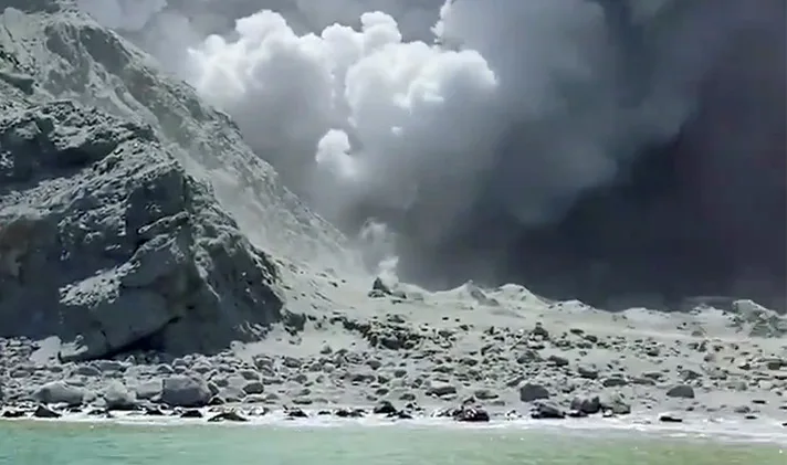 התפרצות הר געש בניו זילנד