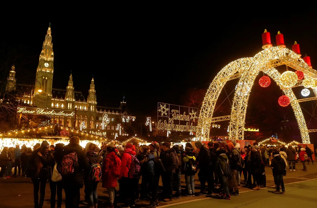 שוק חג המולד בווינה בירת אוסטריה