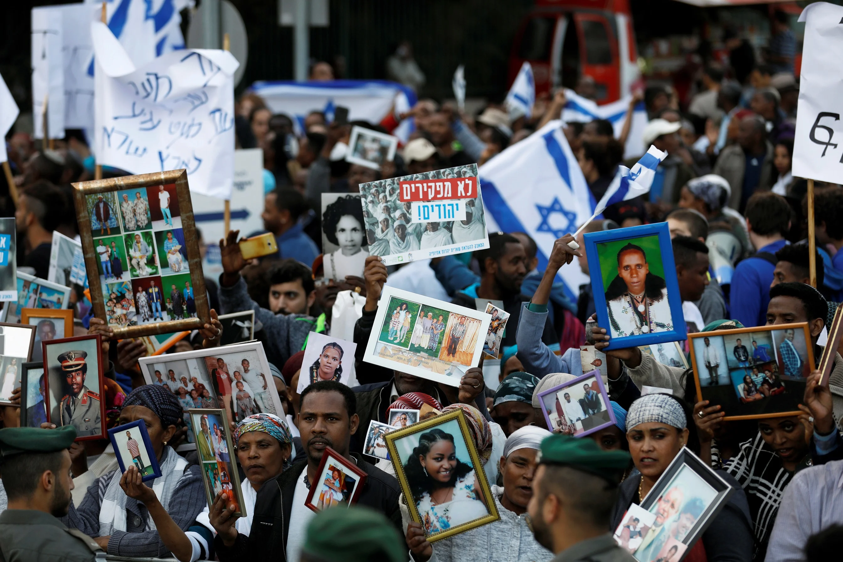 הפגנה למען העלאת בני הפלשמורה לישראל