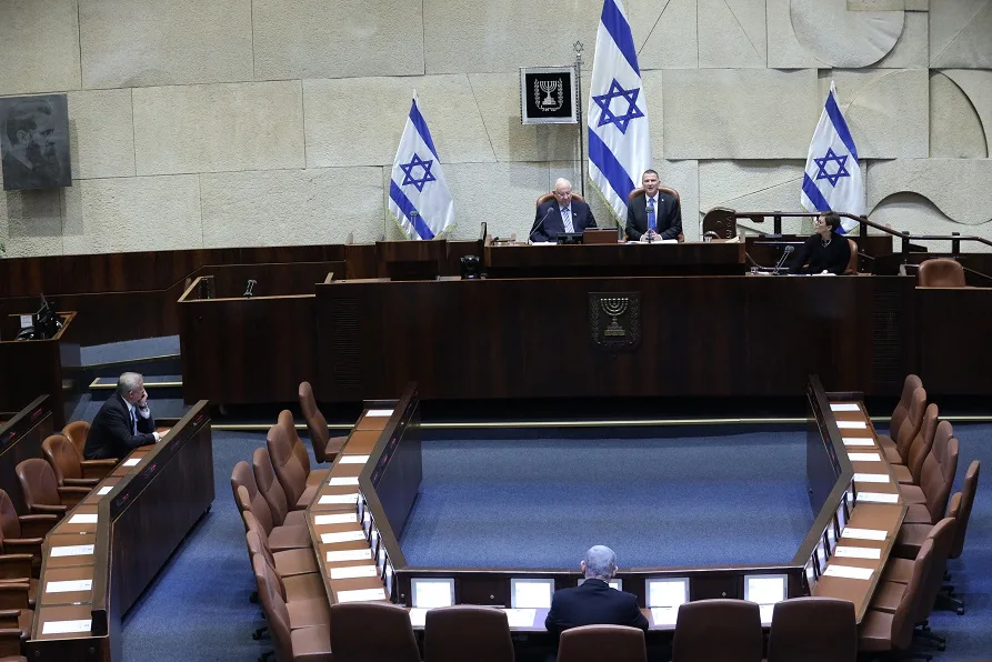 ראש הממשלה בנימין נתניהו וחבר הכנסת בני גנץ בהשבעה לכנסת ה-23