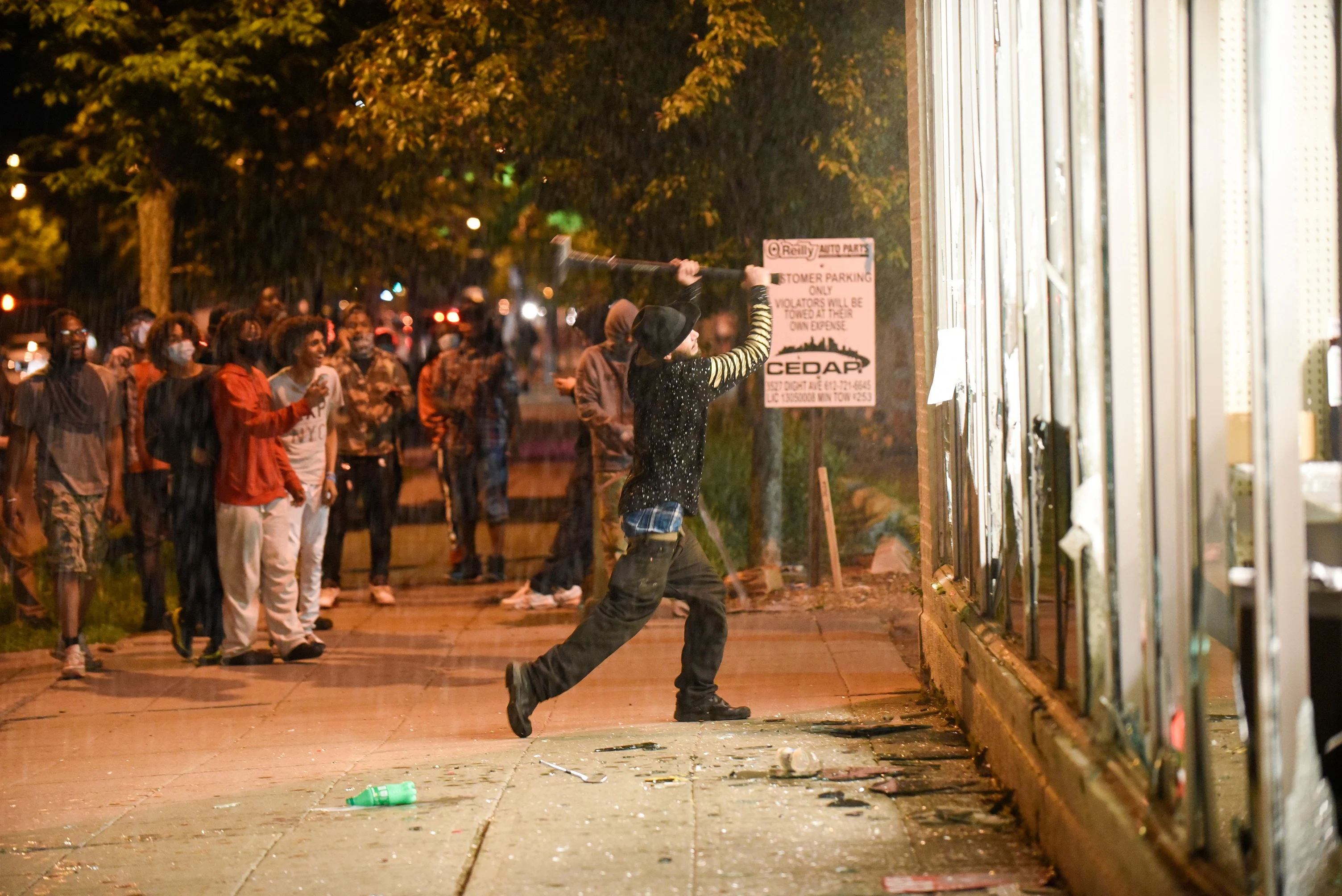 הפגנות בארה''ב על מותו של אזרח אפרו-אמריקני בידי שוטר