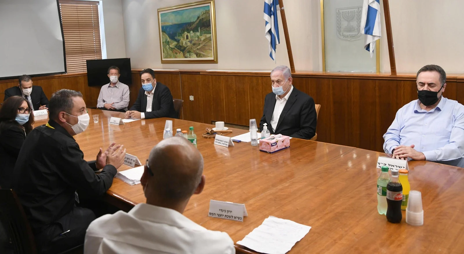 ראש הממשלה נתניהו ושר האוצר כץ בפגישה עם נציגי העצמאים