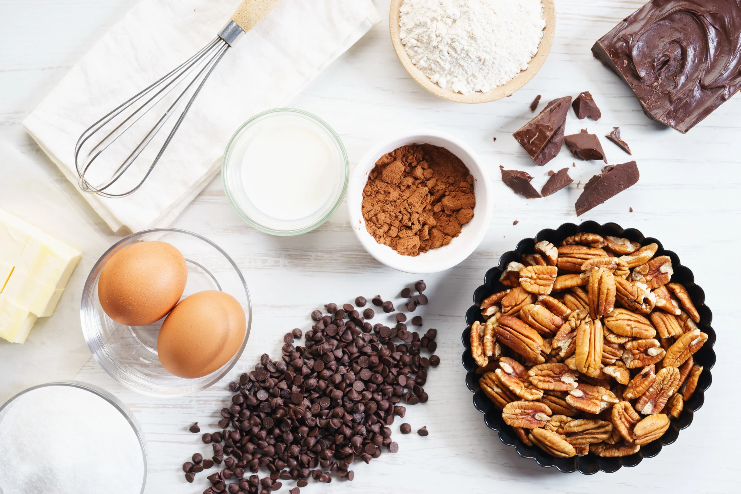 Baking,ingredients,with,chocolate,and,pecan,nut,for,sweet,pastry