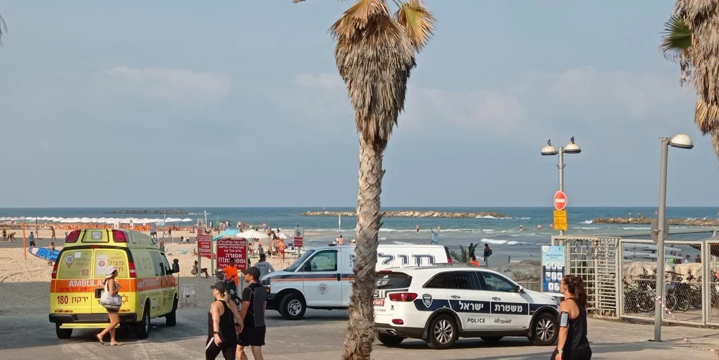 תל אביב, ים, חוף, אמבולנס, ניידת, משטרה