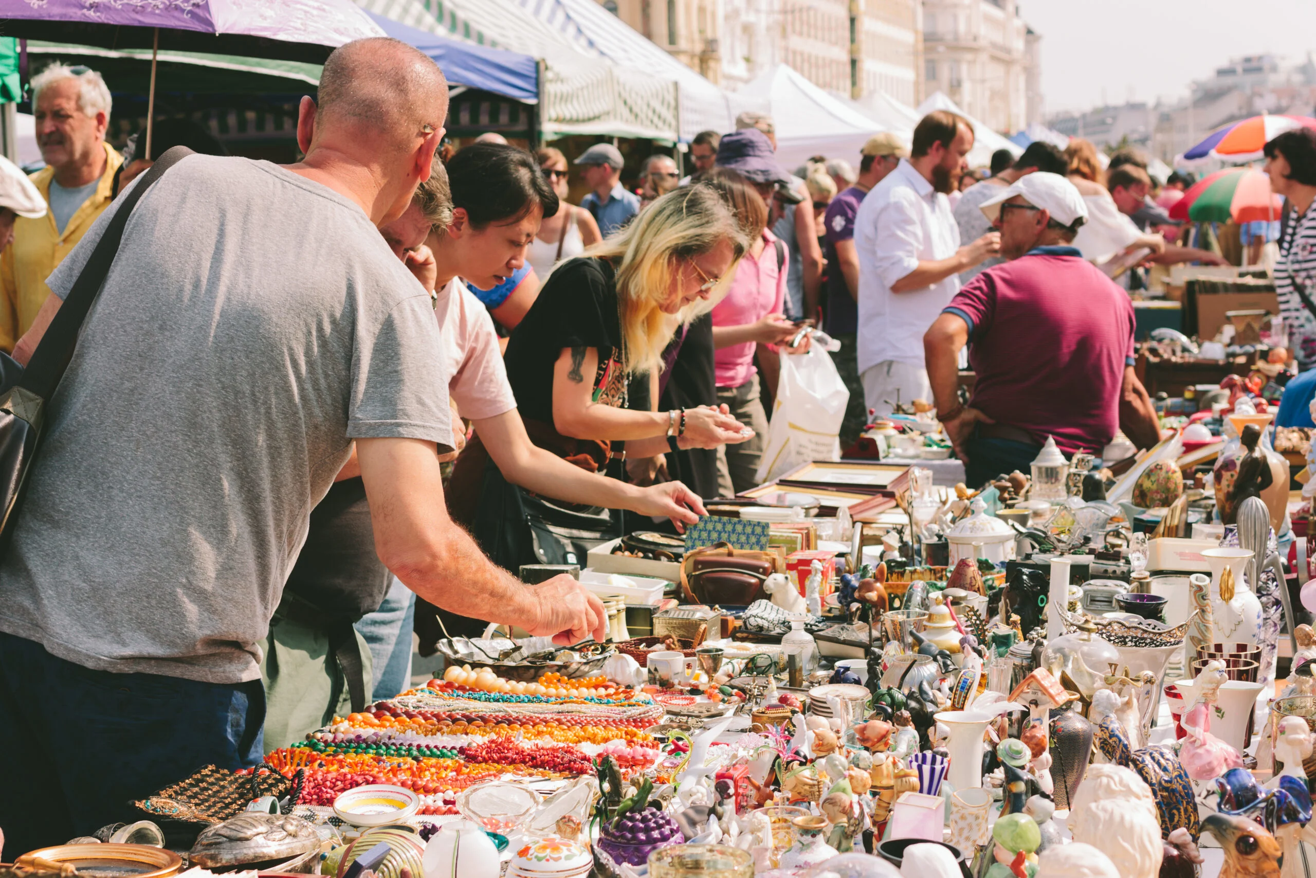 Flea,market,vienna,at,naschmarkt.,vienna,,austria,,august,24,,2019: