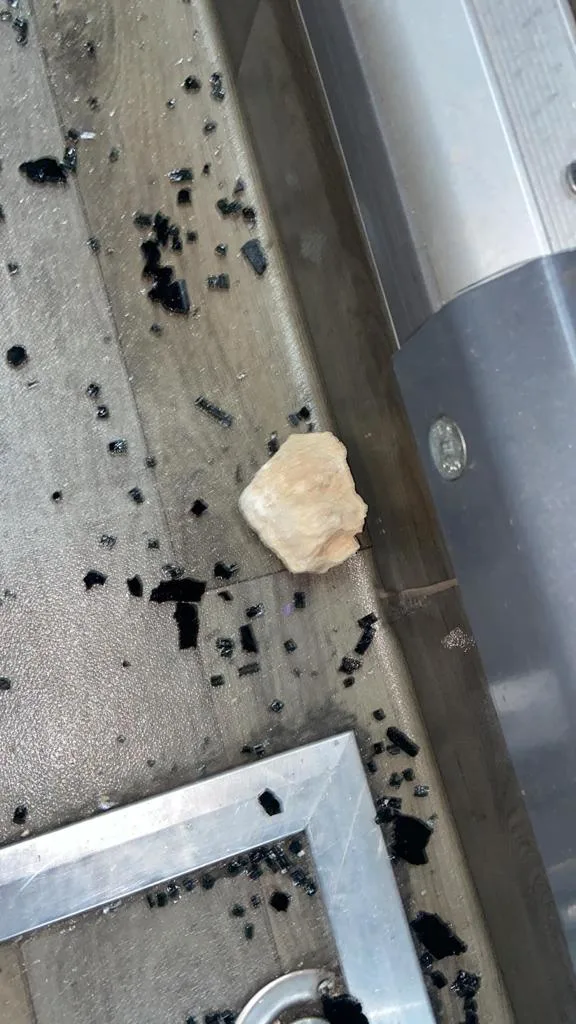 אבן שנזרקה לעבר אוטובוס שהיה בדרכו לאילת