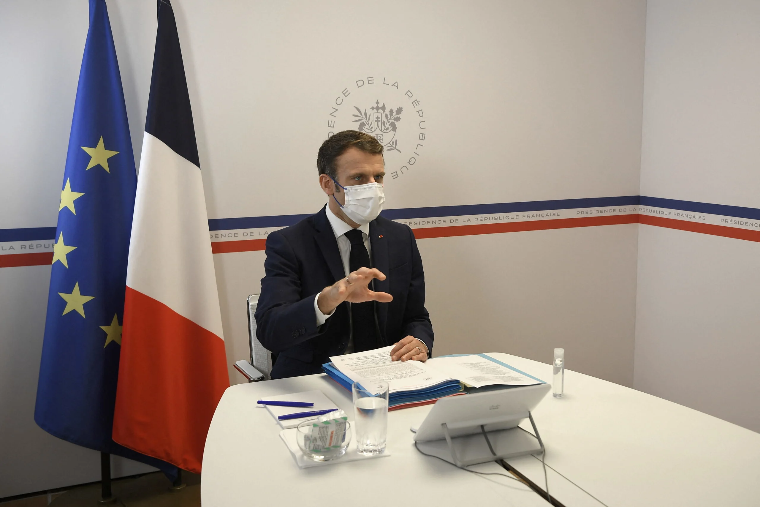 France's President Macron Leads A Special Cabinet Meeting To Discuss New Covid 19 Vaccine Pass And New Measures To Curb The Spread Of Omicron Coronavirus Variant