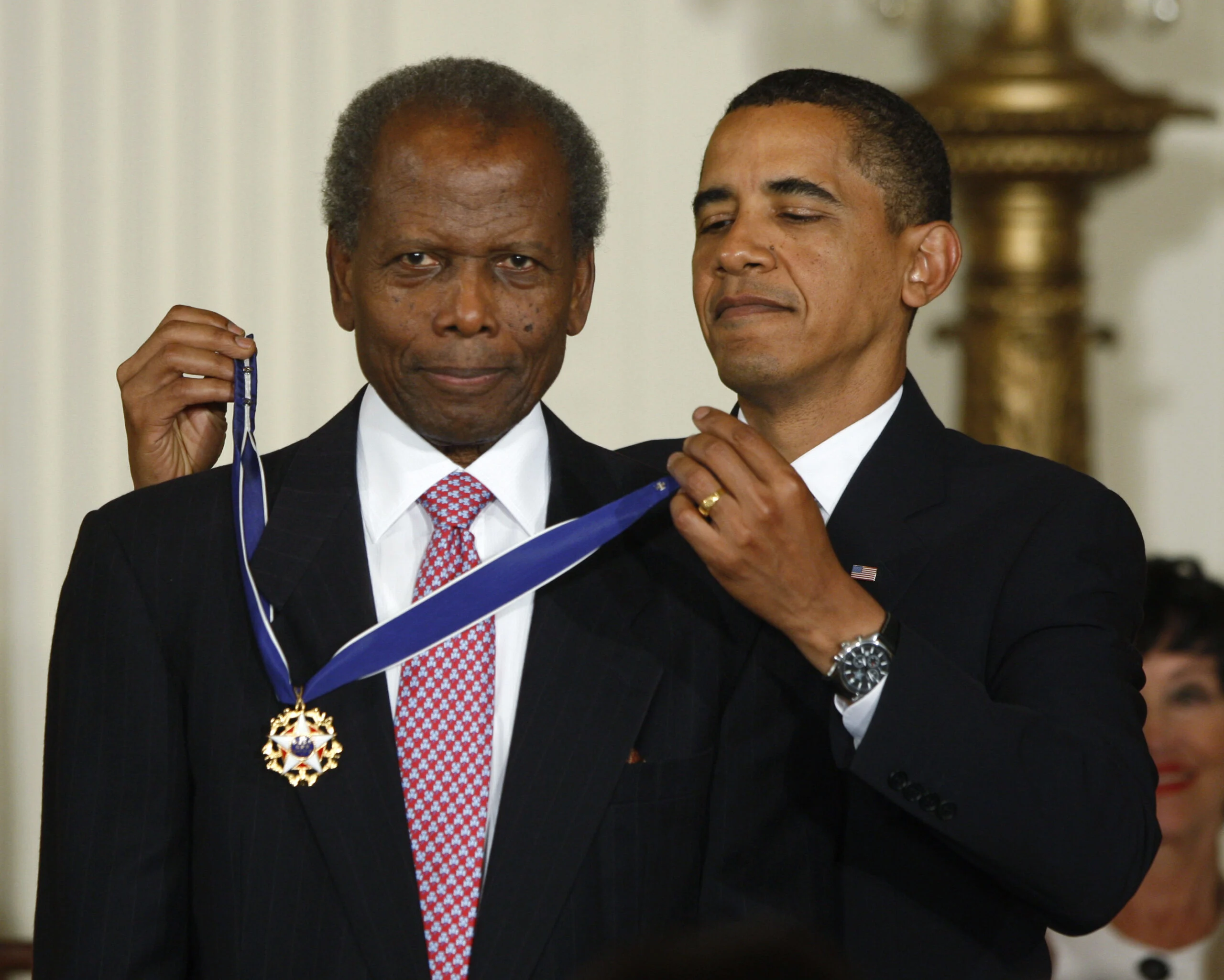 Us President Obama Presents Medal Of Freedom To Veteran Actor Poitier During A Ceremony In Washington