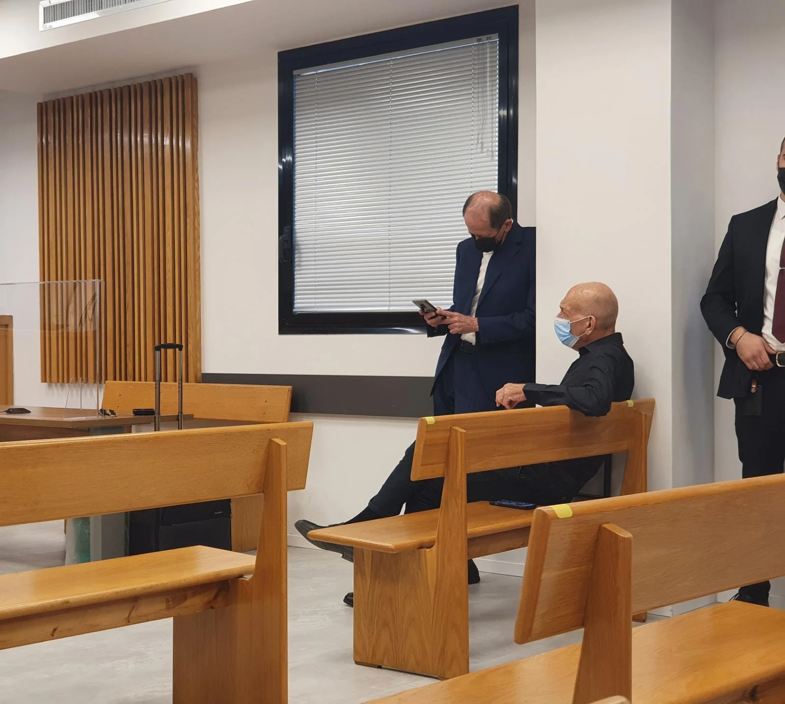ראש הממשלה לשעבר אהוד אולמרט באולם ביהמ''ש