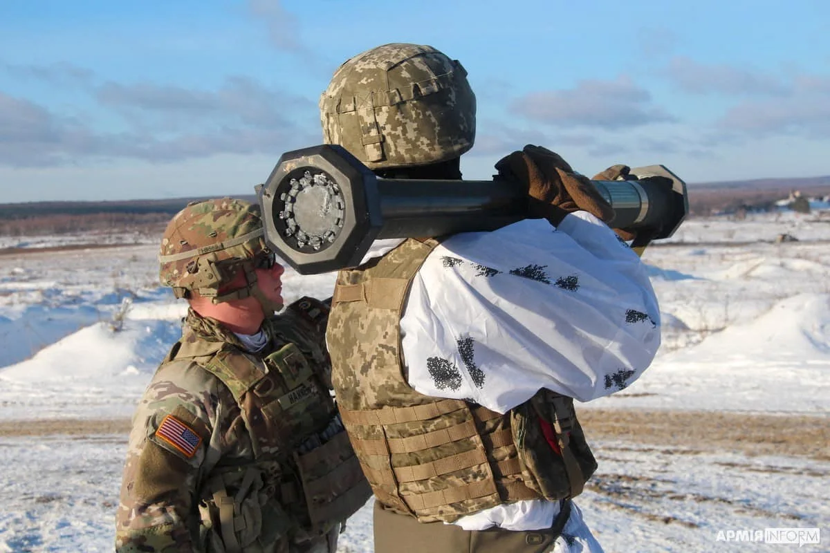 U.s. Army Instructor Trains A Ukrainian Service Member To Operate With M141 Bunker Defeat Munition (smaw D) Grenade Launcher At A Shooting Range In Lviv Region