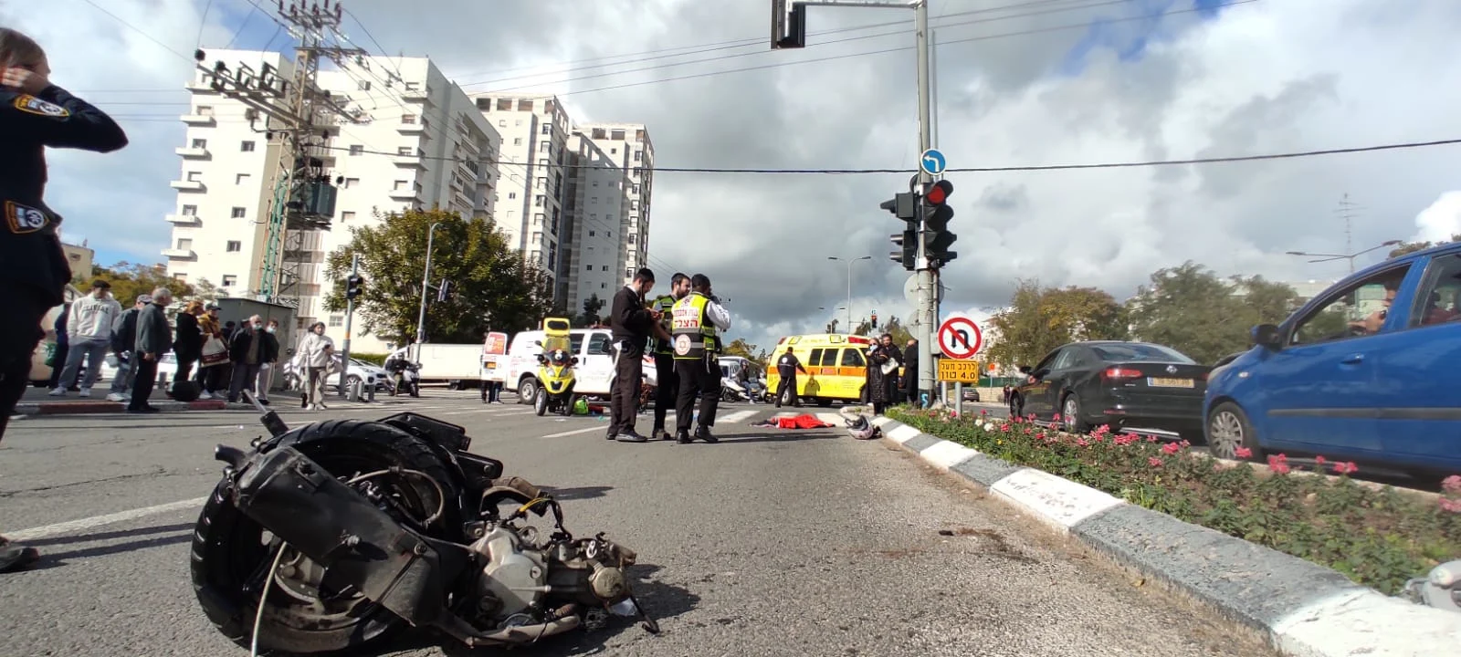 זירת התאונה בתל אביב בה נפצעה אנוש אישה בת 50