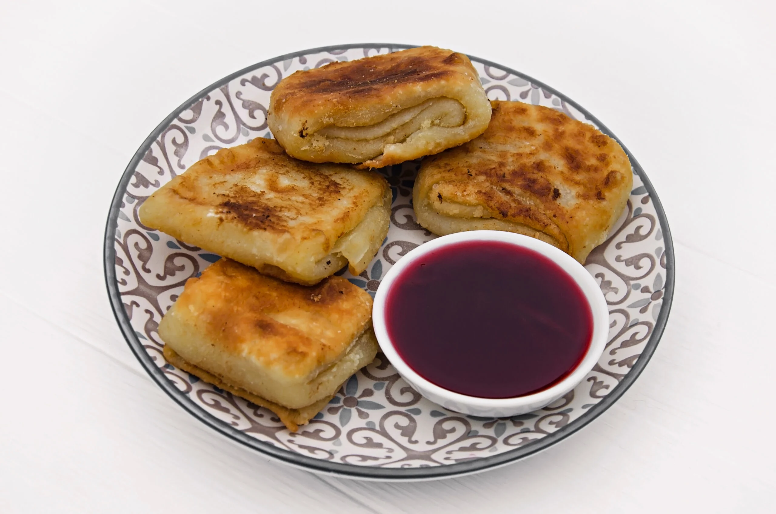 Msemmen, ,traditional,moroccan,puff,pastries,with,plum,jam,on