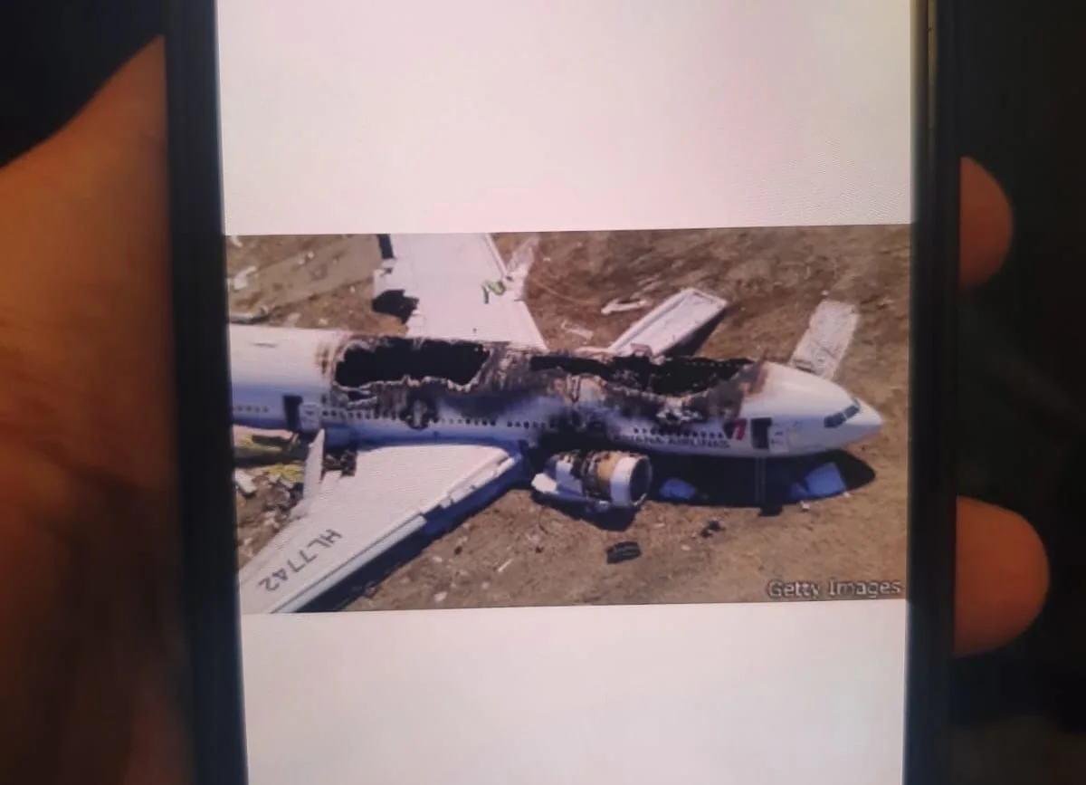 התמונות שקיבלו הנוסעים בנתב''ג לטלפונים