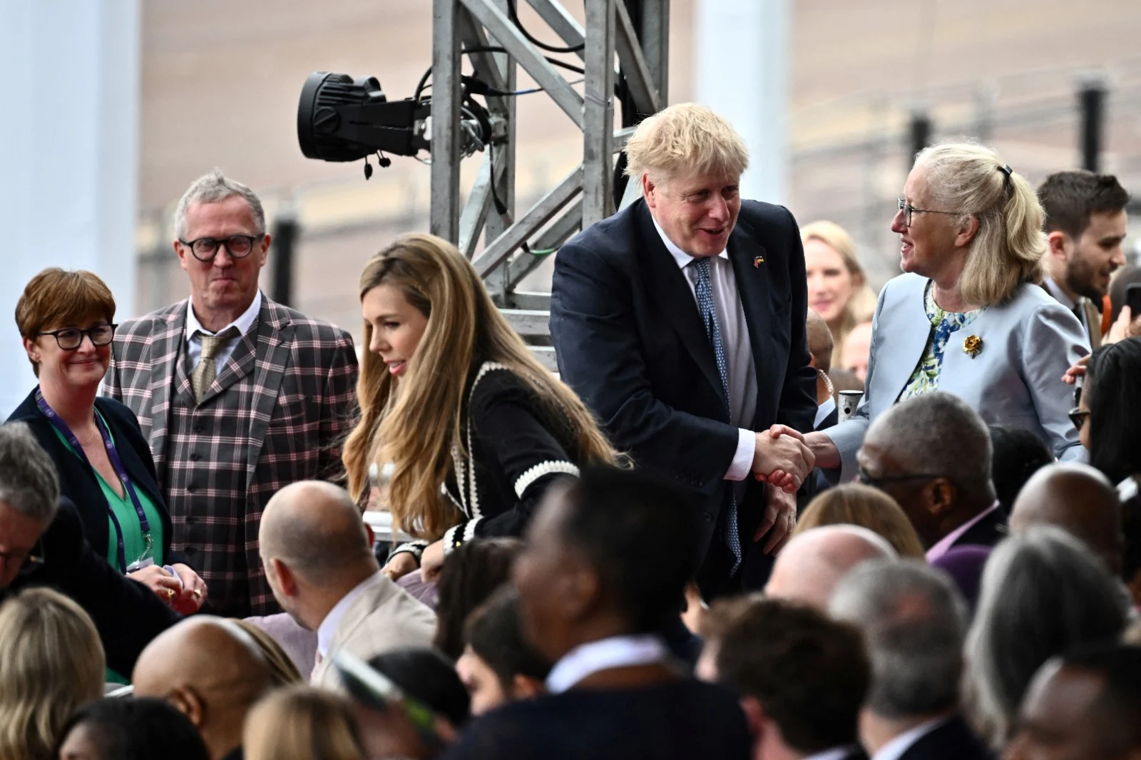 ראש הממשלה ג'ונסון בחגיגות יובל הפלטינה למלכה אליזבת'