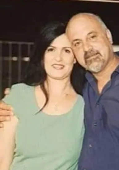 סמר כלאסני ובעלה מארון שעל פי החשד רצח אותה וניסה להתאבד