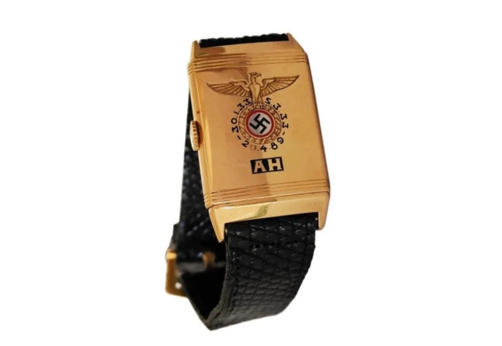 שעון היד של היטלר שנכמר במכירה פומבית בארצות הברית