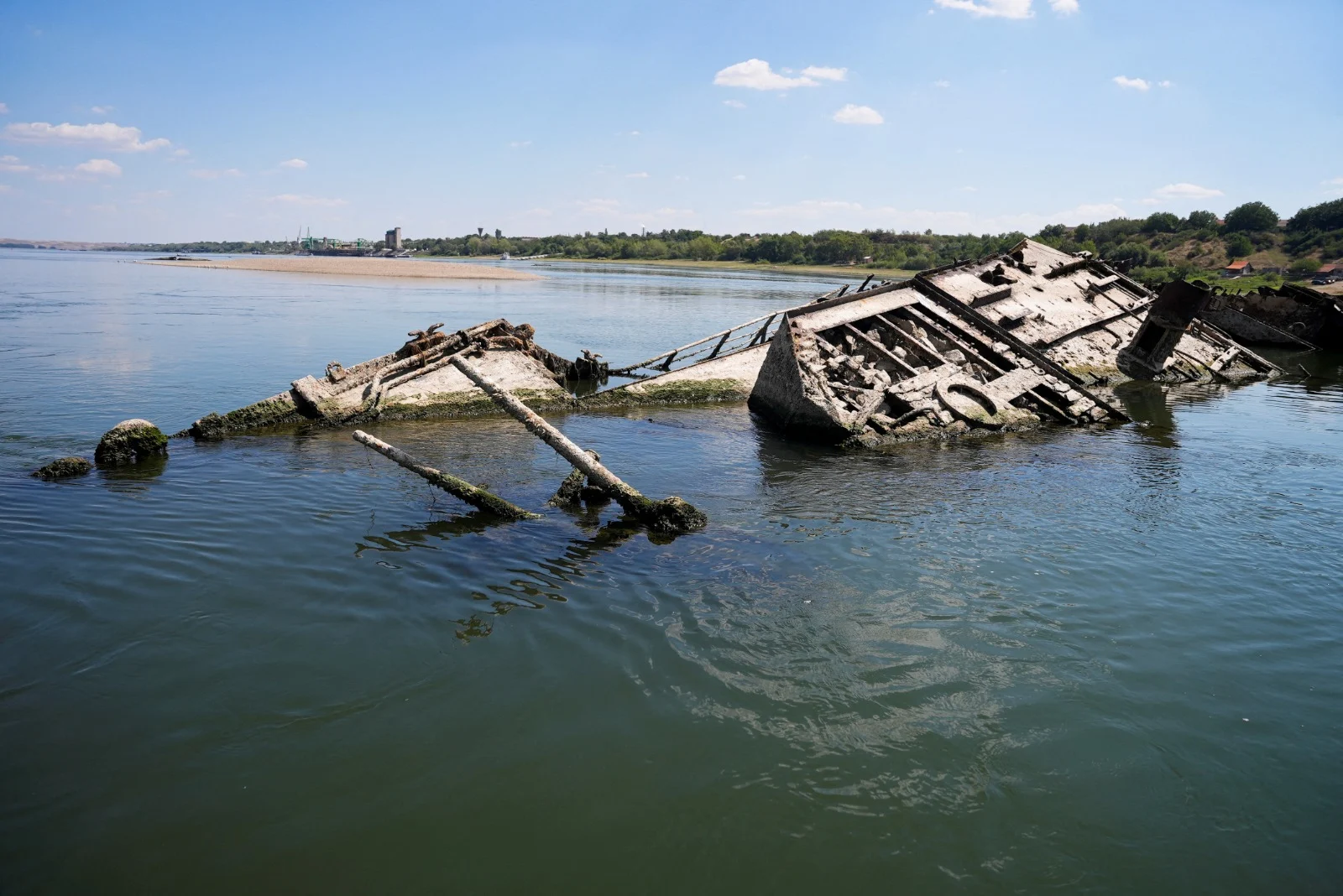 ספינות קרב נאציות התגלו בנהר הדנובה