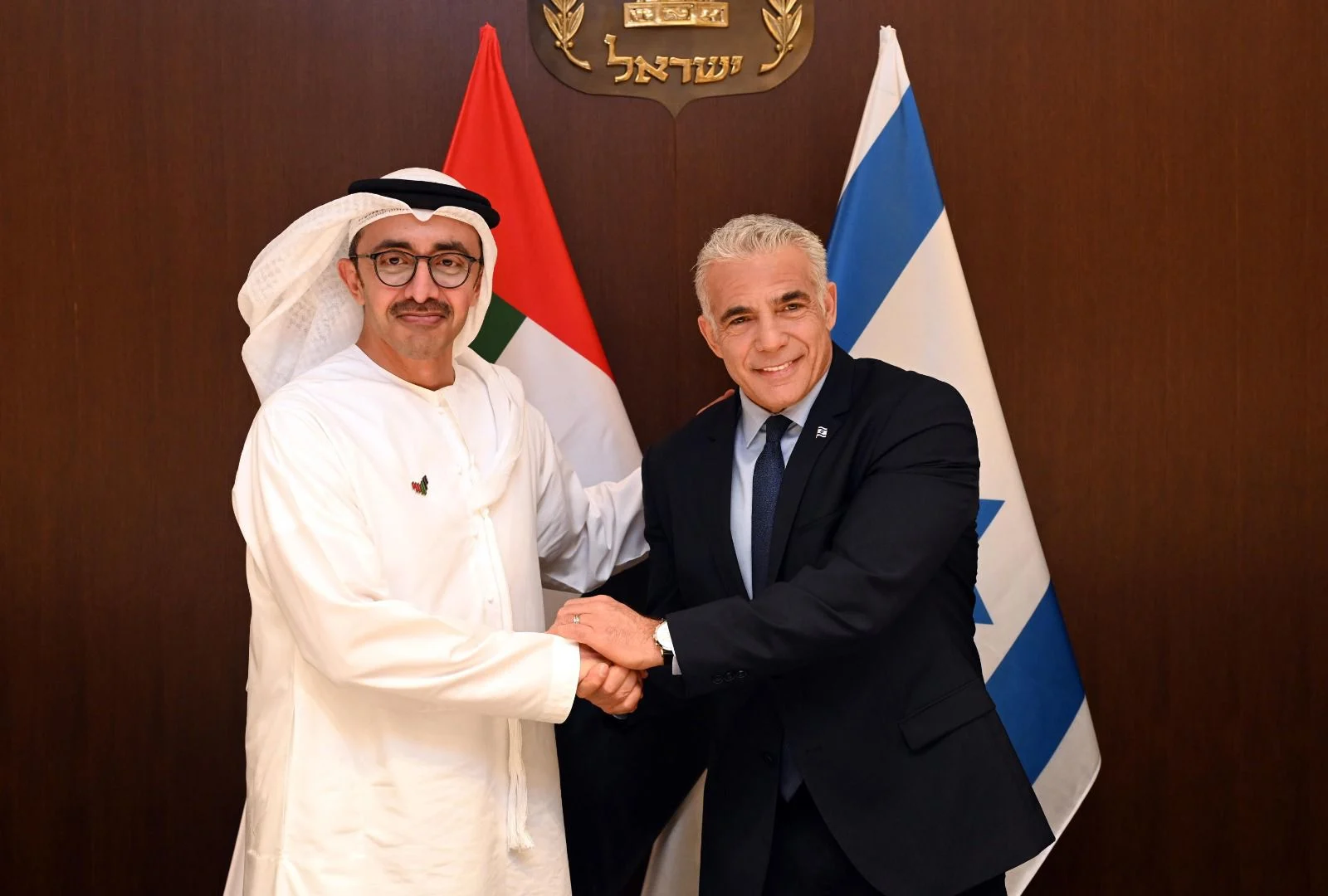 ראש הממשלה לפיד יחד עם שר החוץ האמירותי עבדאללה בן זאיד