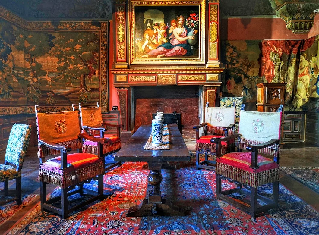 אחד החדרים של הארמון הרנסנסי של בורדיי. צילום: צבי חזנוב