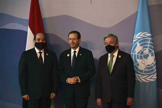 הנשיא הרצוג יחד עם מזכ''ל האו''ם אנטוניו גוטרש (ימין) ונשיא מצרים עבד אל-פתח אל-סיסי