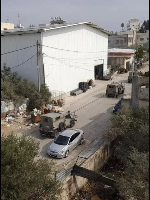 כוח צה''ל נכנס לכפר חארס, ממנו יצא המחבל מהפיגוע באריאל