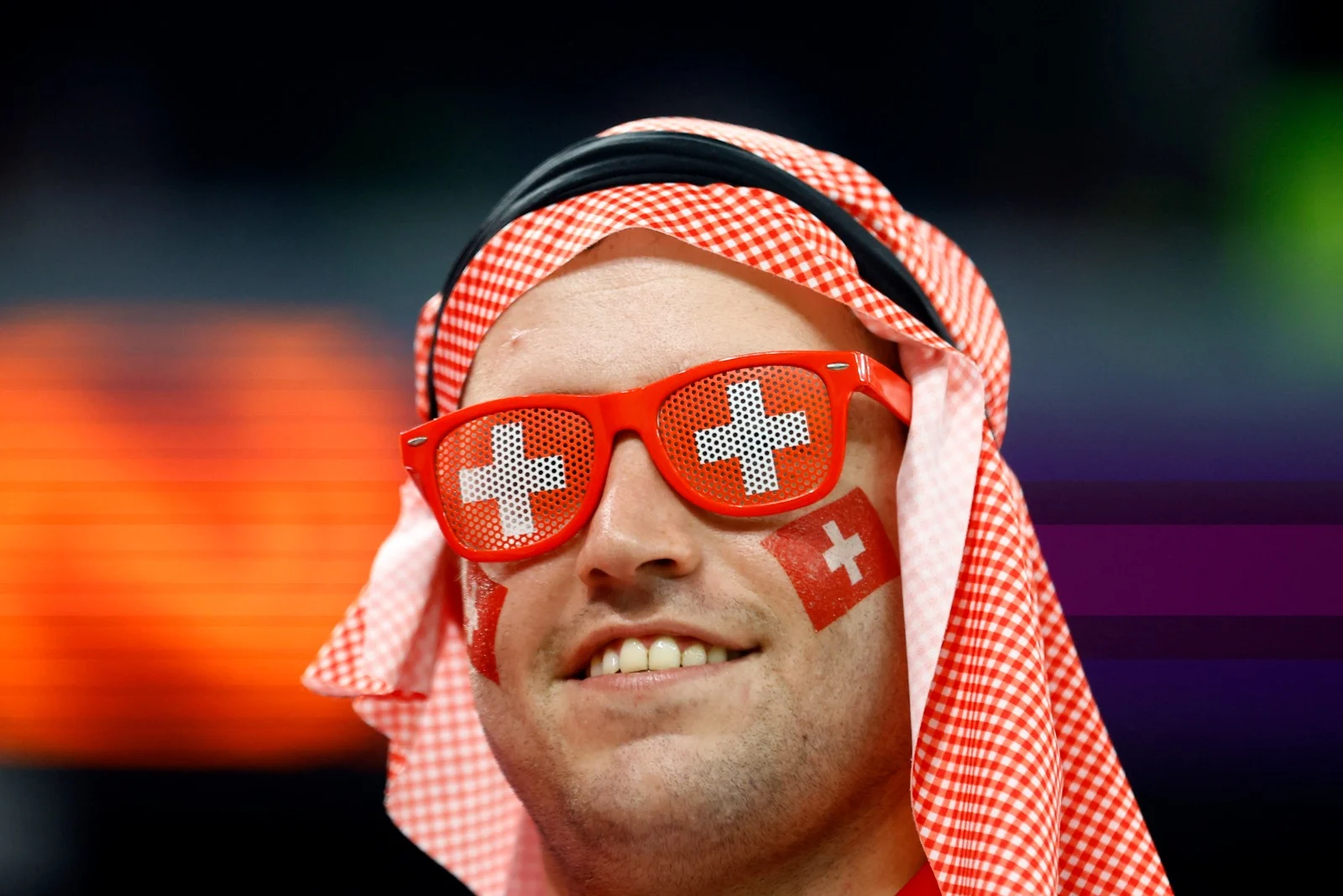אוהד נבחרת שווייץ לפני המשחק מול סרביה