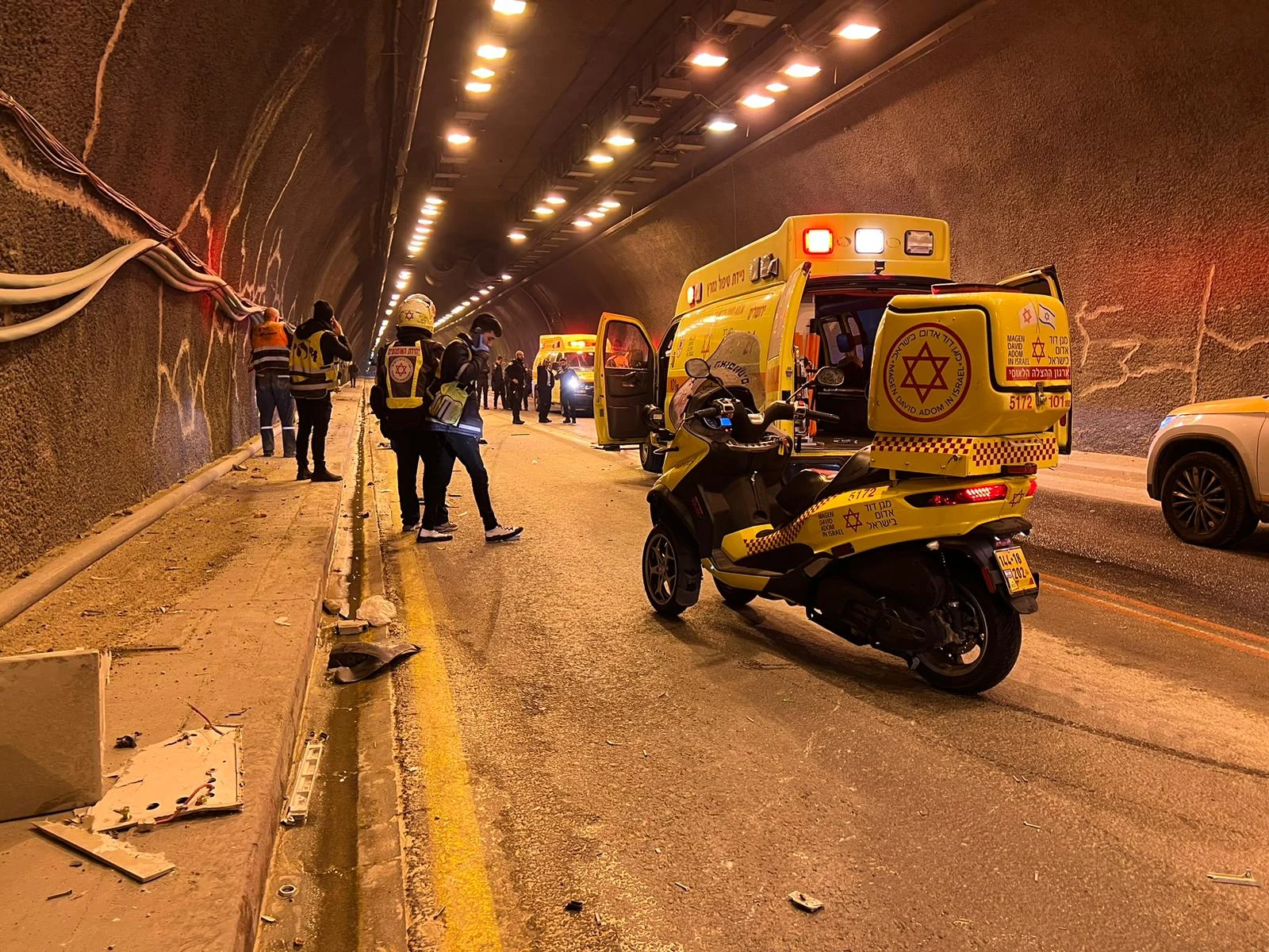 זירת התאונה במנהרה הסמוכה להר גילה בכביש 60