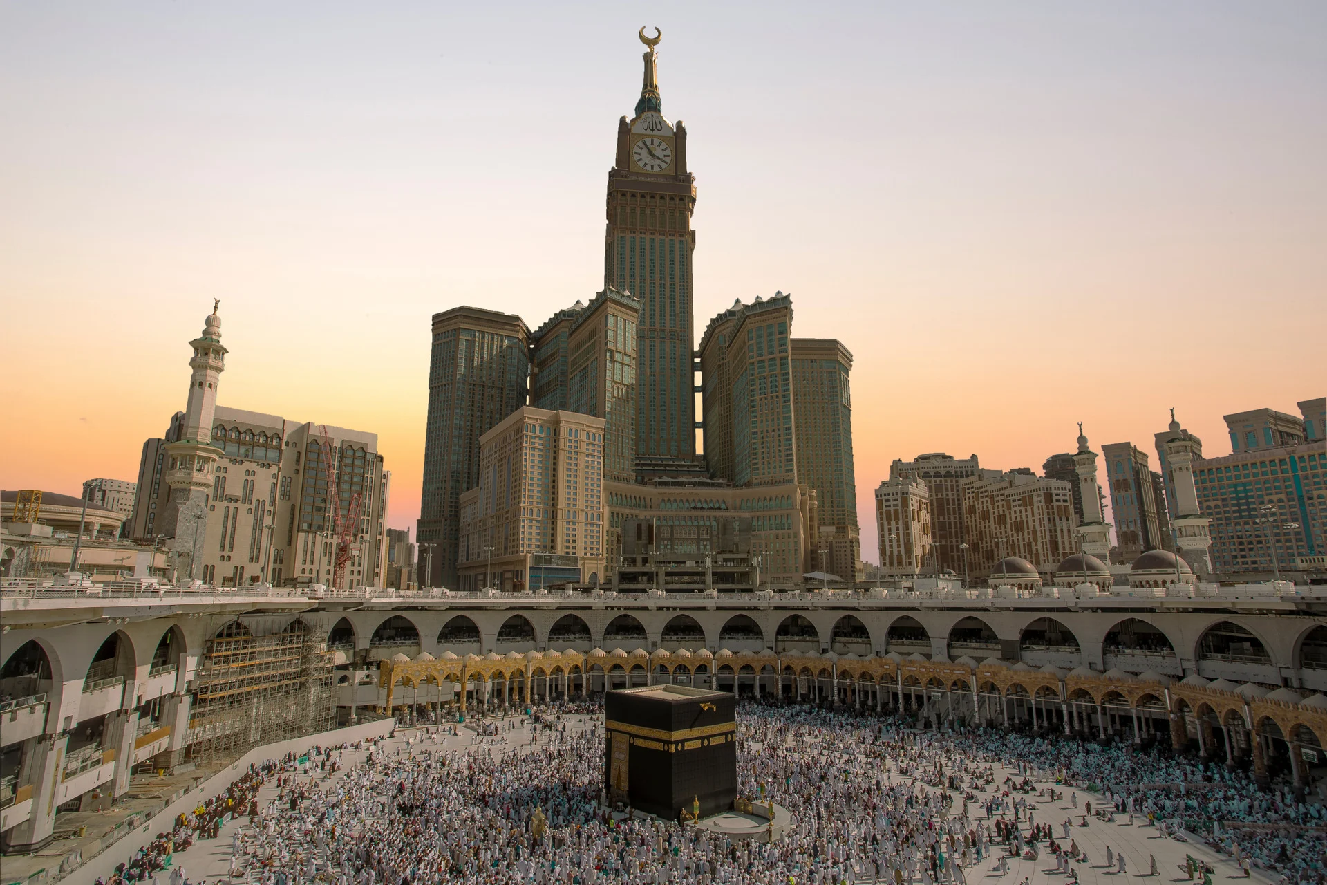 Skyline,of,mecca,saudi,arabia,april 2018,,royal,clock,tower,in,makkah,mecca.