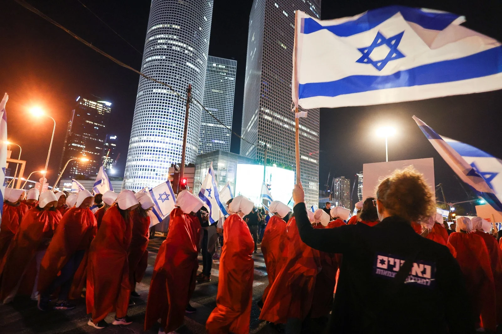 ההפגנה בתל אביב נגד המהפכה המשפטית הפגנות מחאה