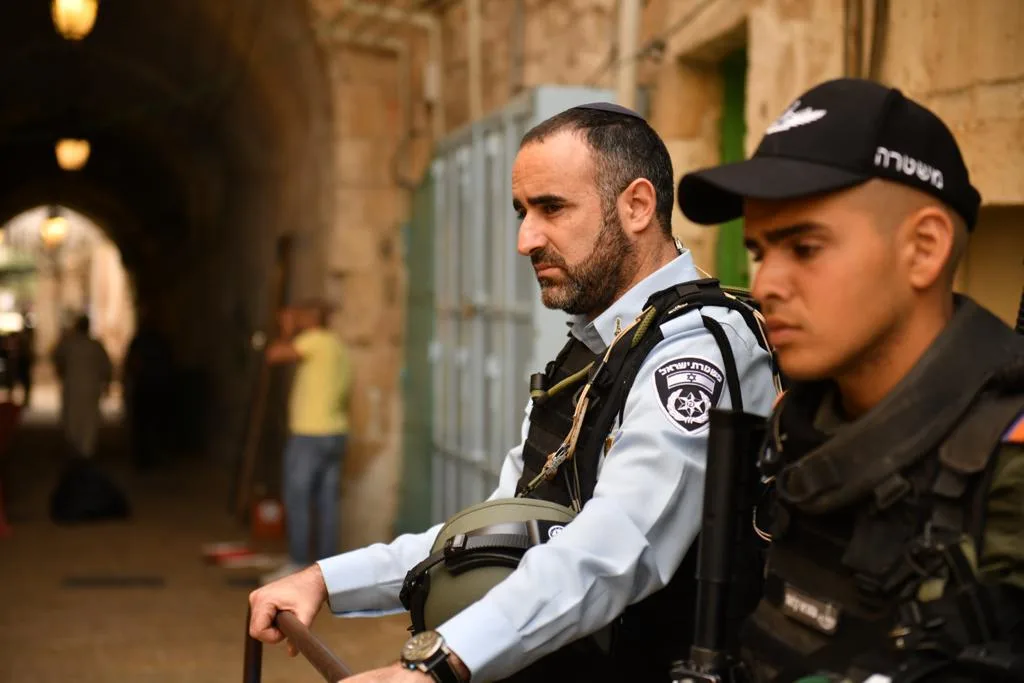 שוטרים בירושלים, ארכיון