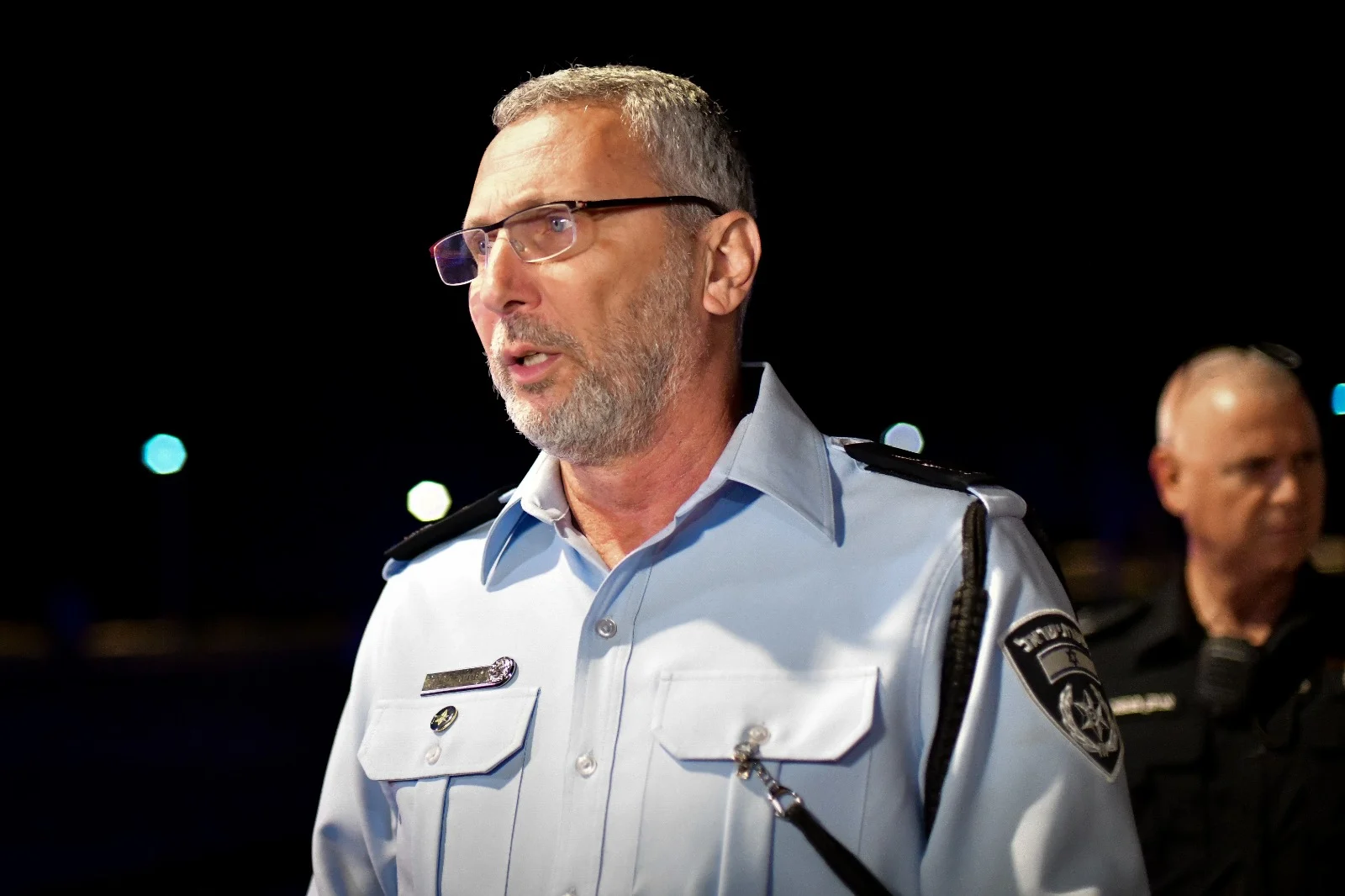 מפקד מחוז ת''א עמי אשד בזירת הפיגוע בטיילת תל אביב, קויפמן
