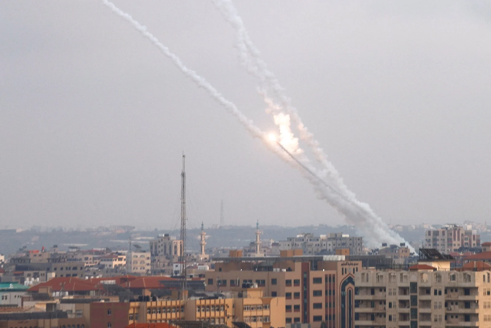 שיגורי רקטות מעזה לישראל