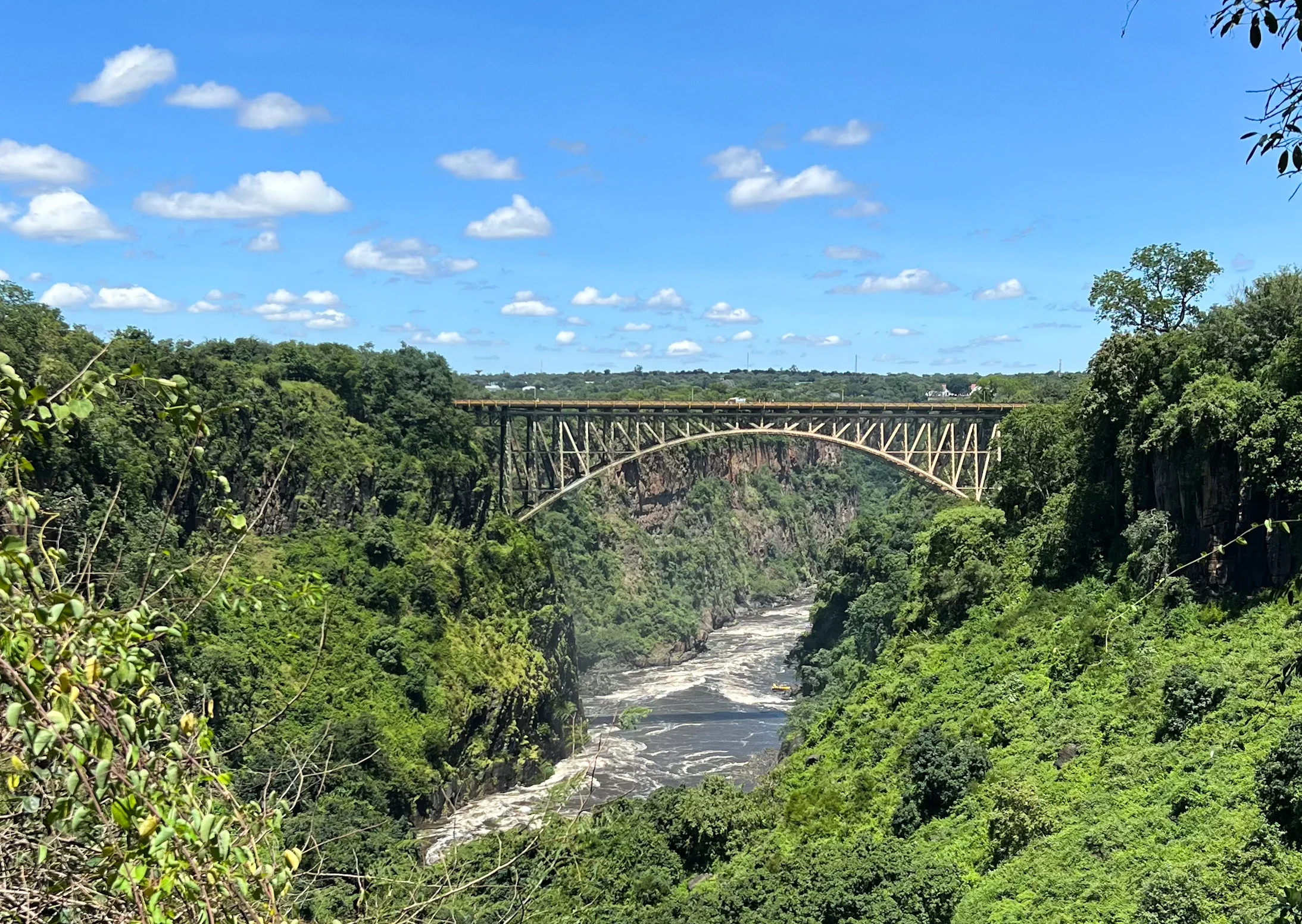 גשר מעל הזמבזי