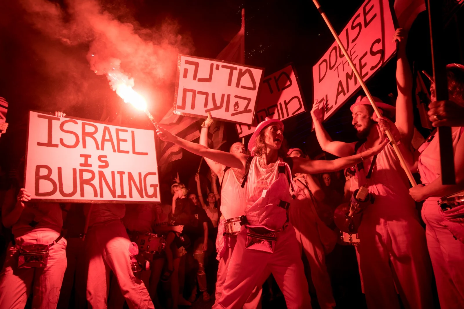 הפגנה נגד המהפכה המשפטית בתל אביב, מחאה, קפלן