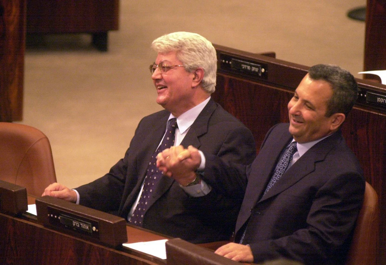 שר החוץ דוד לוי לצד רה''מ אהוד ברק, אוגוסט 2000
