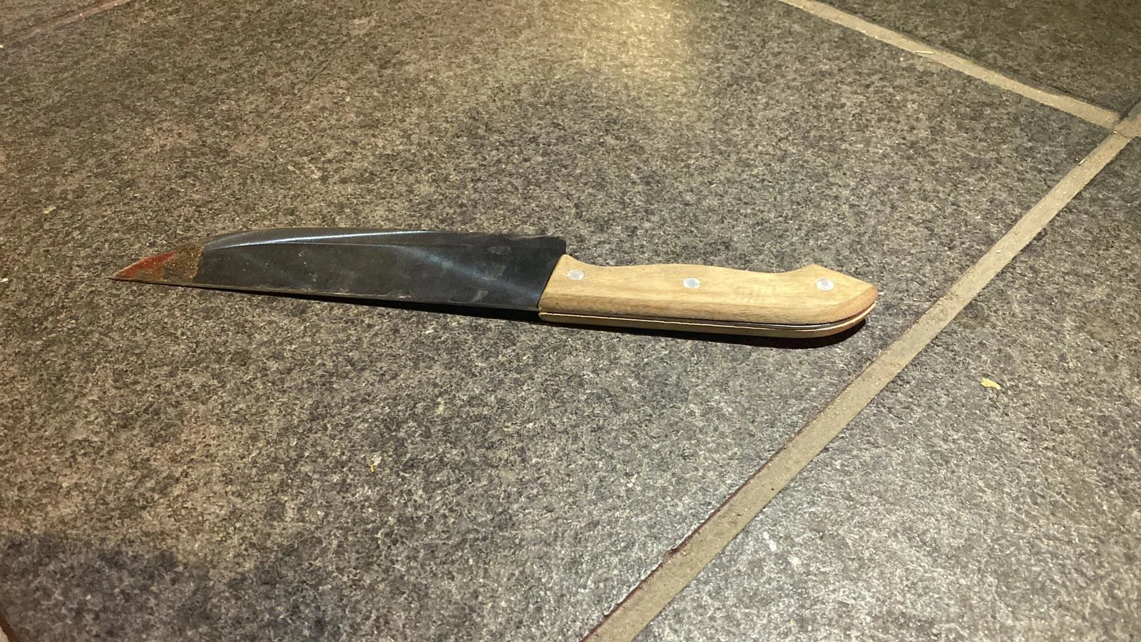 הסכין שאותרה בזירת הפיגוע בירושלים