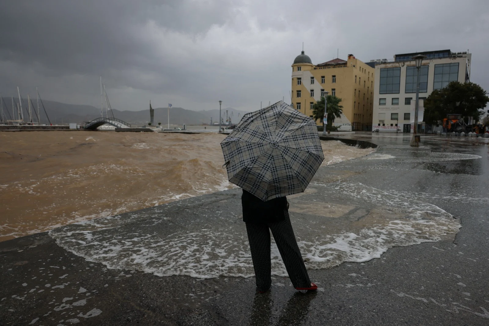 הסופה ''דניאל'' ביוון